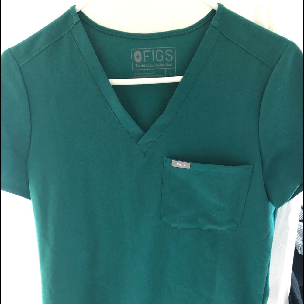 Figs scrub top sz small